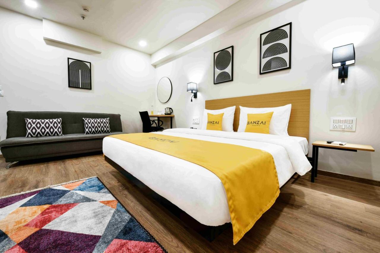 Banzai Rooms Nászik Kültér fotó