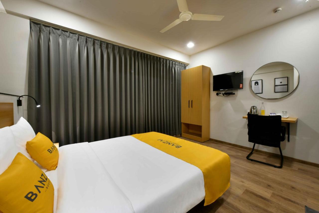 Banzai Rooms Nászik Kültér fotó