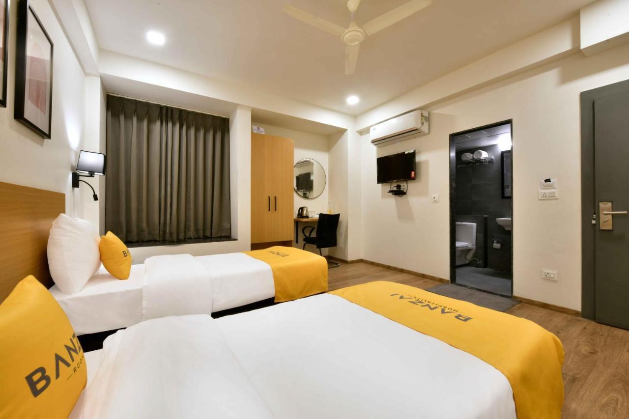 Banzai Rooms Nászik Kültér fotó