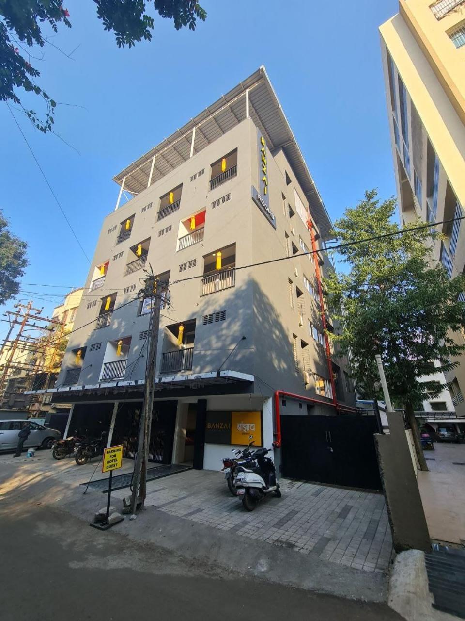 Banzai Rooms Nászik Kültér fotó