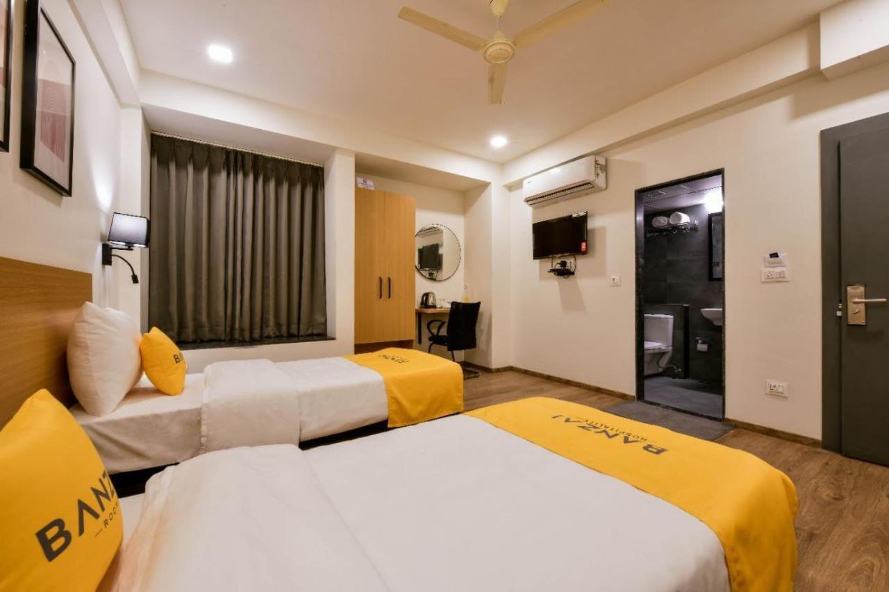 Banzai Rooms Nászik Kültér fotó