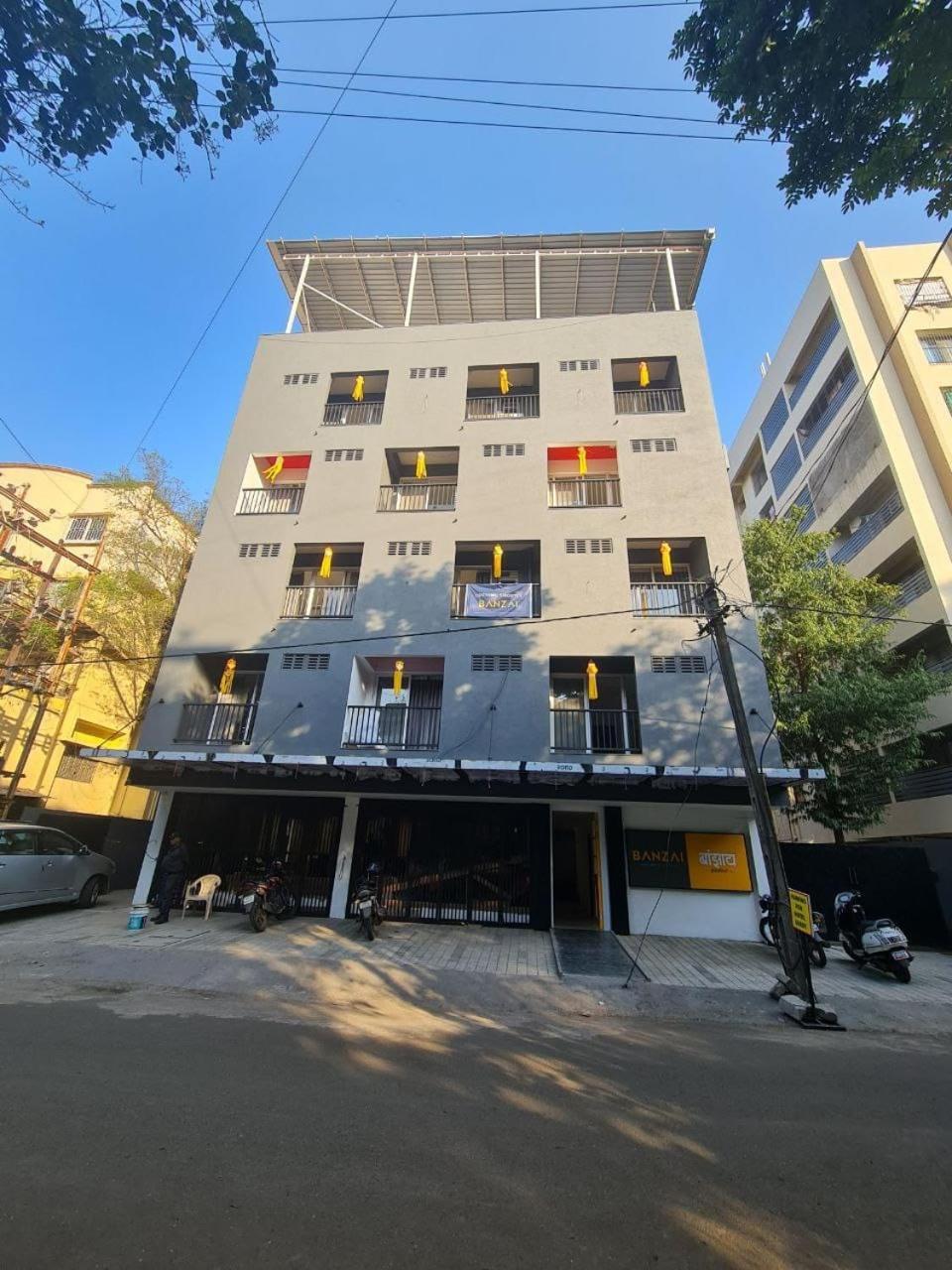 Banzai Rooms Nászik Kültér fotó